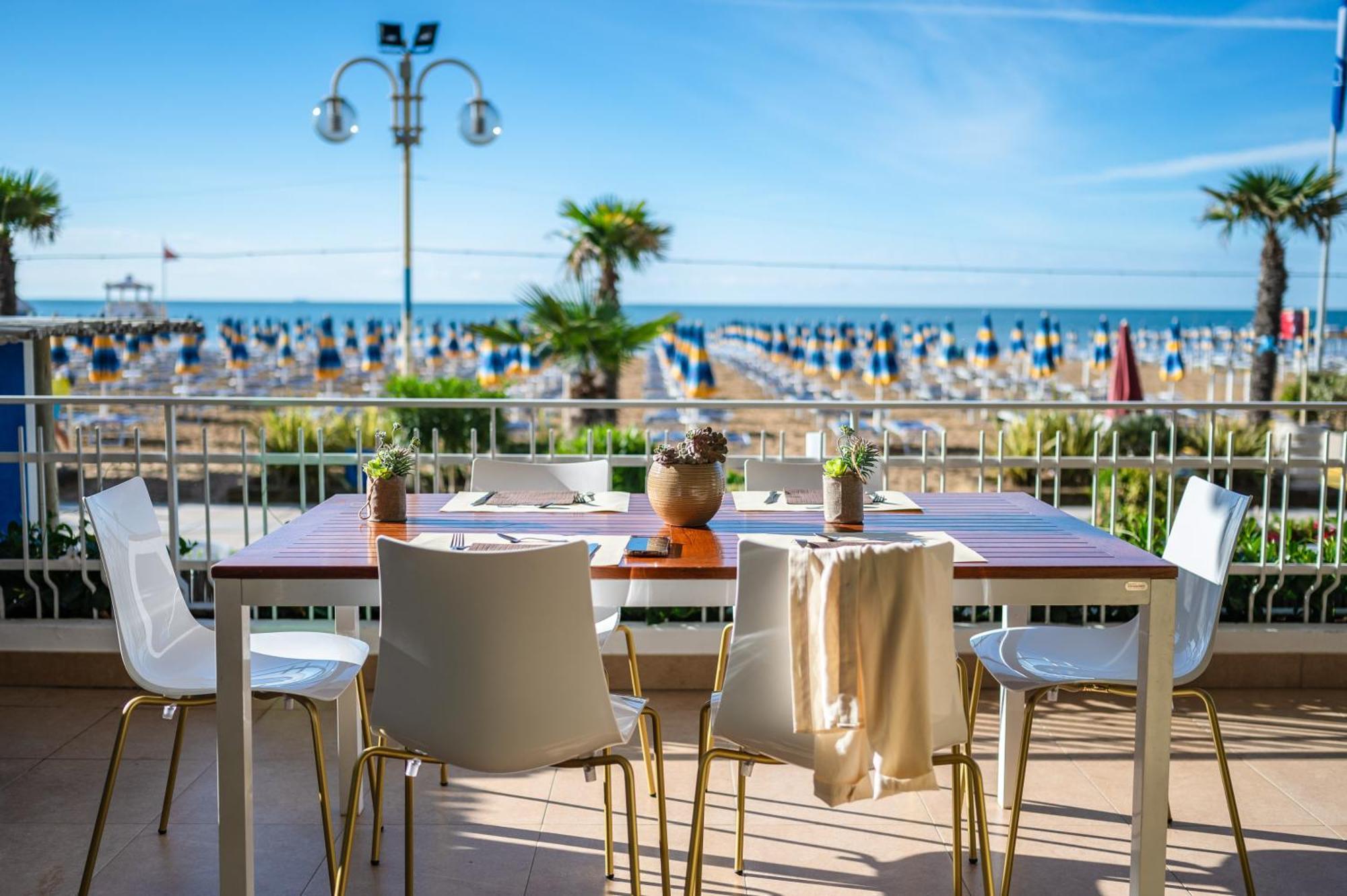 Hotel Orizzonte Lido di Jesolo Exterior foto