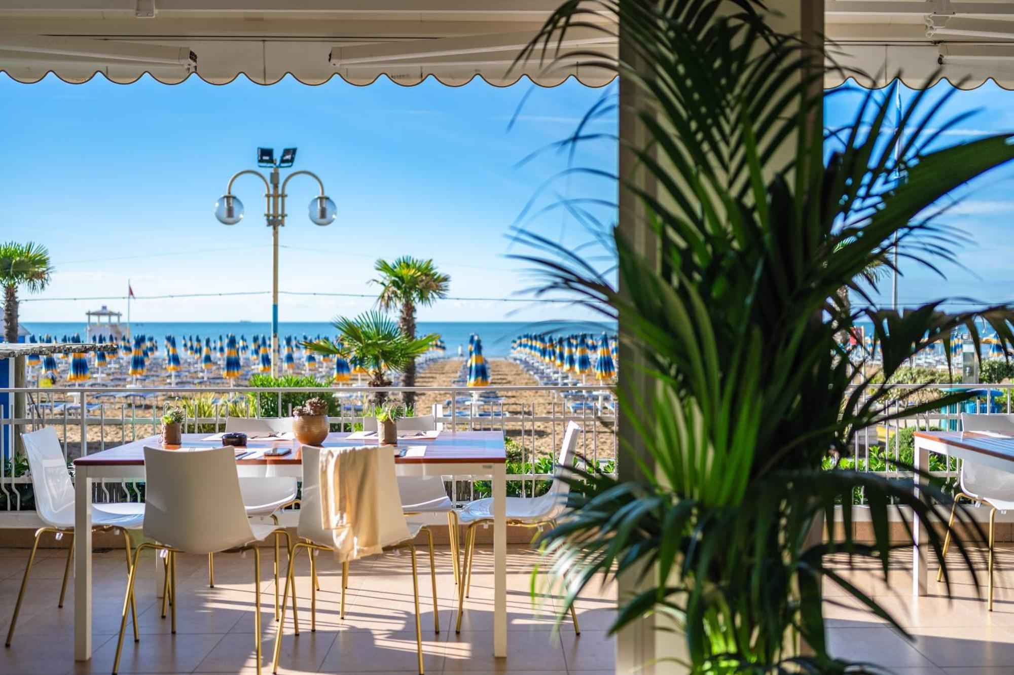 Hotel Orizzonte Lido di Jesolo Exterior foto